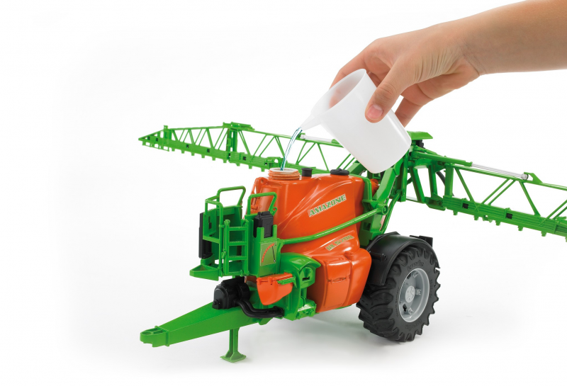 Amazone UX 5200 trailed field sprayer